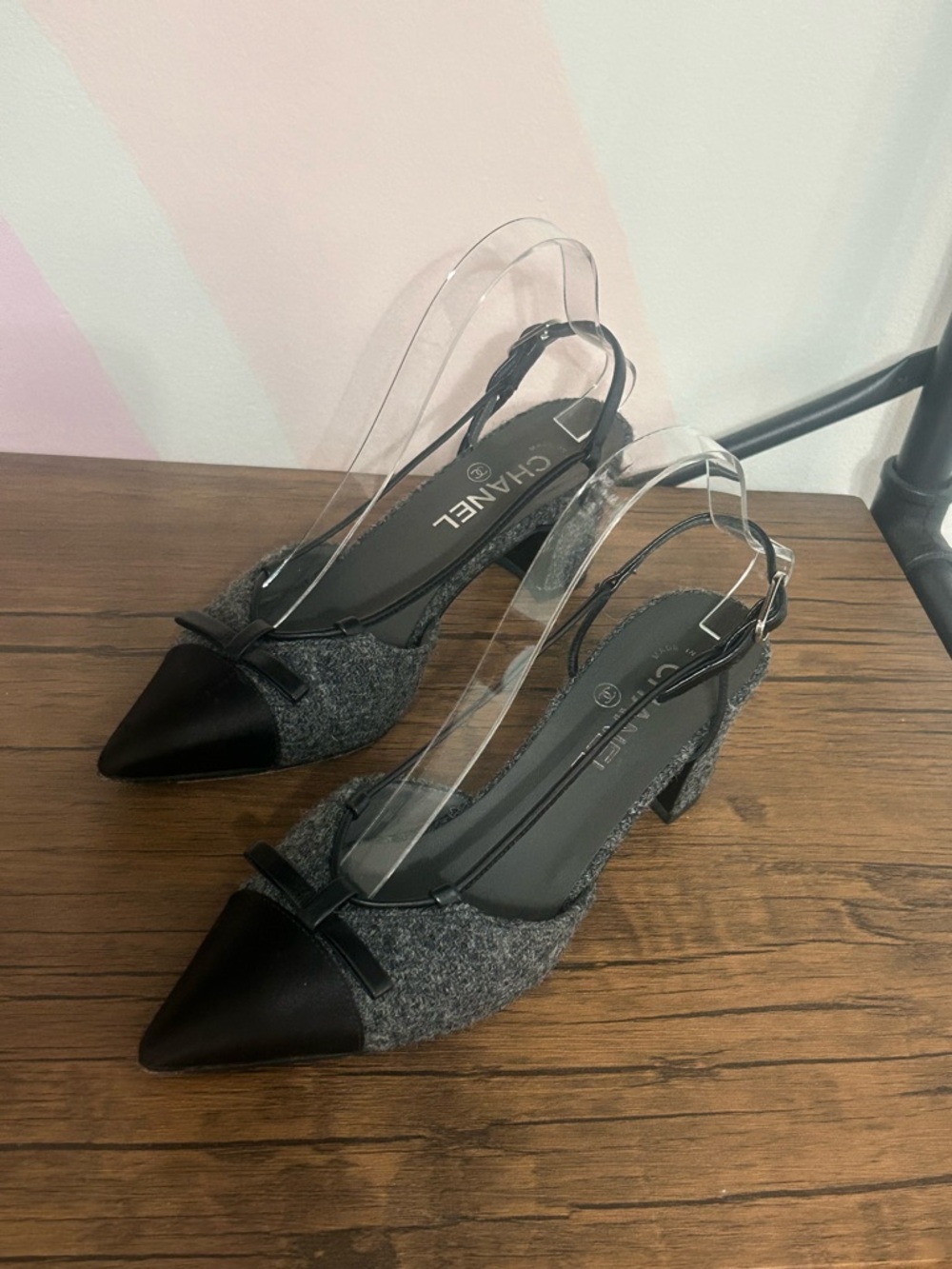 Vintage Chanel slingback cap toe pointy toe tweed gray and black heel 38.5 sz 8 - Picture 6 of 15